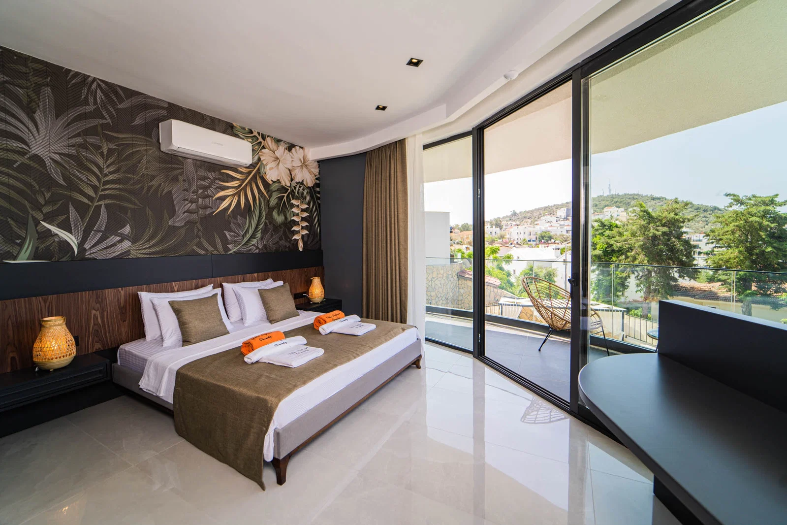 Kalkan’da Merkeze Yakın, Özel Havuzlu, 5 Yatak Odalı, Lüks Villa
