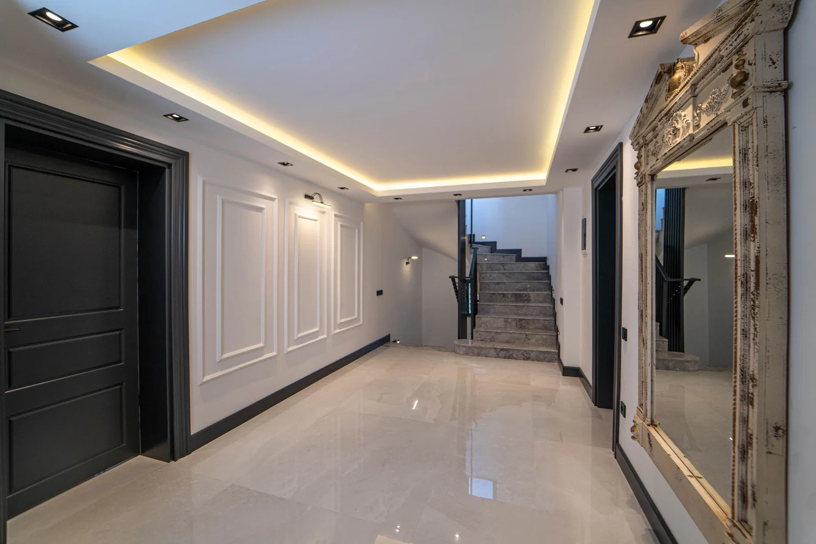 Kalkan’da Merkeze Yakın, Özel Havuzlu, 5 Yatak Odalı, Lüks Villa
