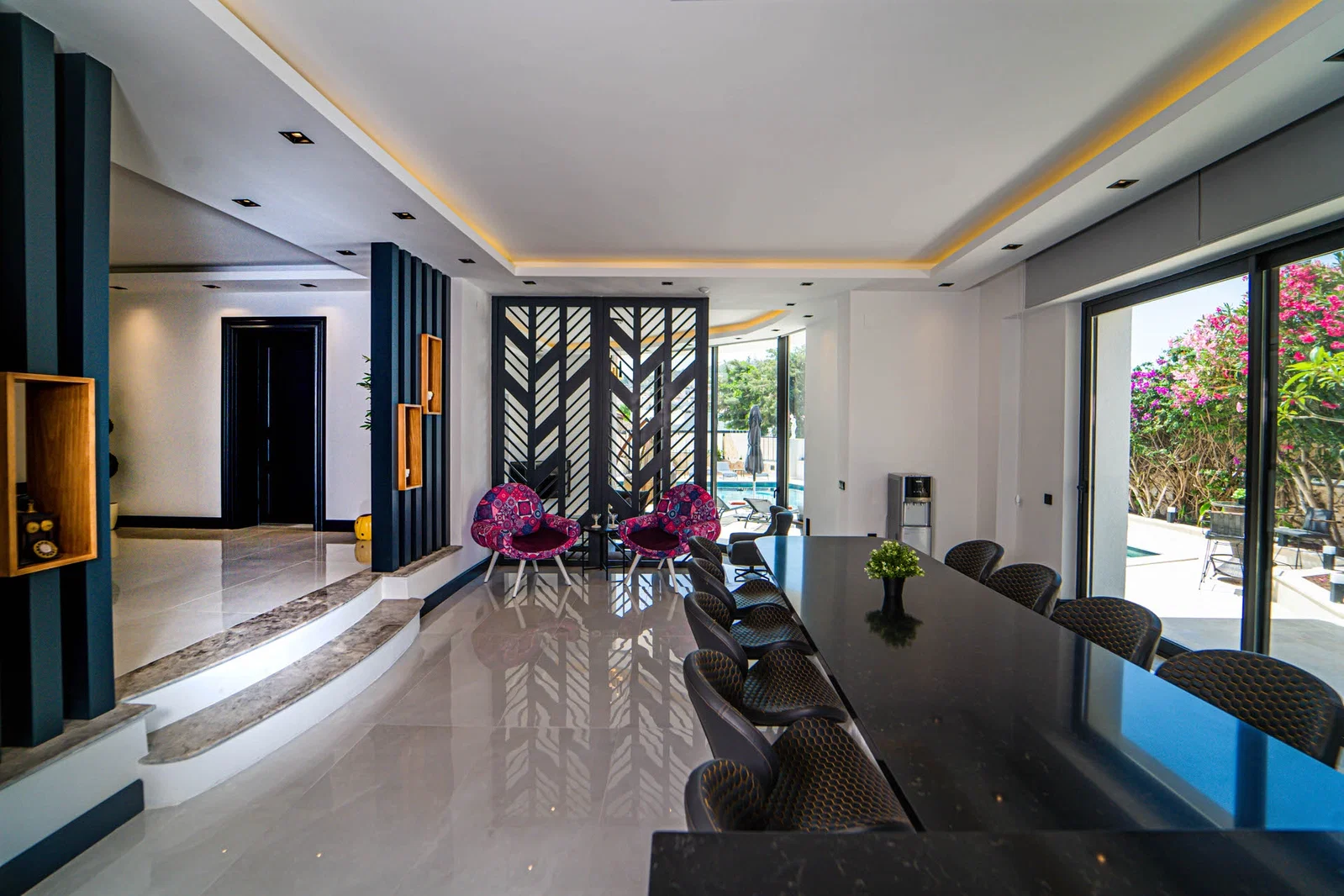 Kalkan’da Merkeze Yakın, Özel Havuzlu, 5 Yatak Odalı, Lüks Villa