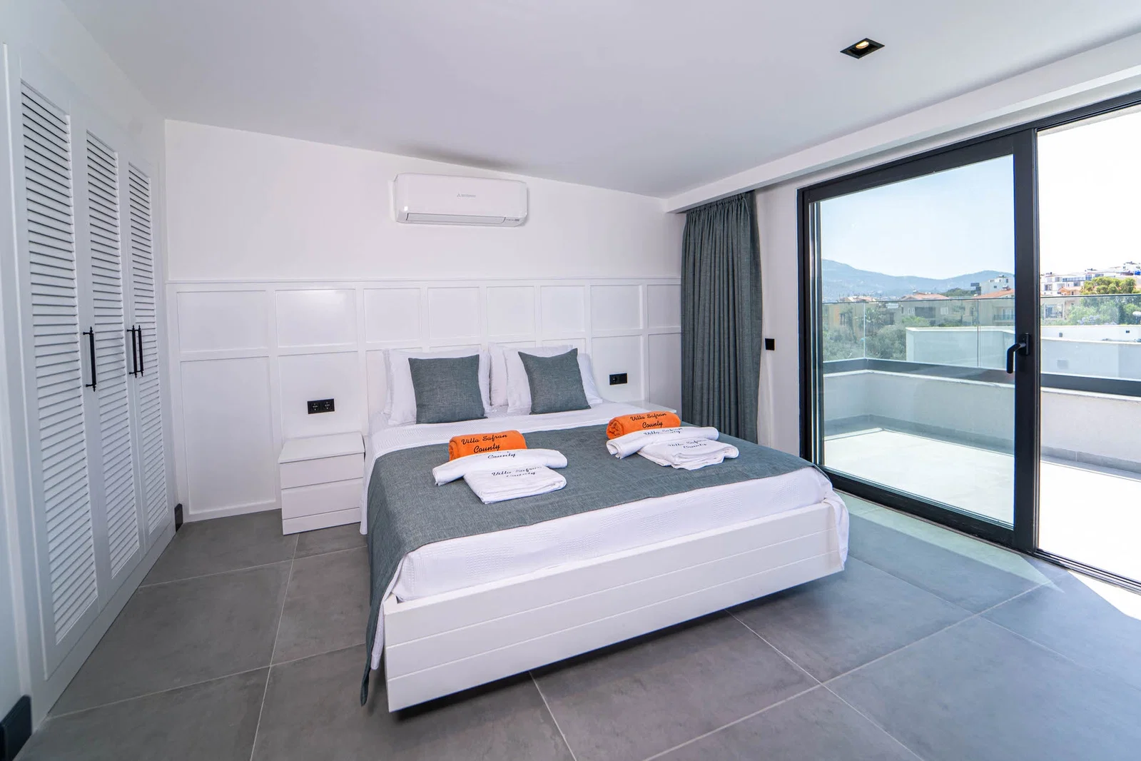 Kalkan’da Merkeze Yakın, Özel Havuzlu, 5 Yatak Odalı, Lüks Villa