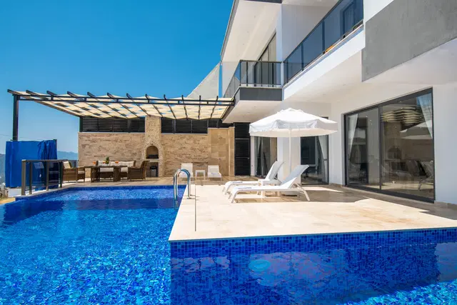 Kalkan’da jakuzili kiralık villa, fotoğraf 3