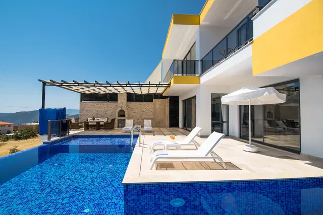Kalkan’da jakuzili kiralık villa, fotoğraf 3