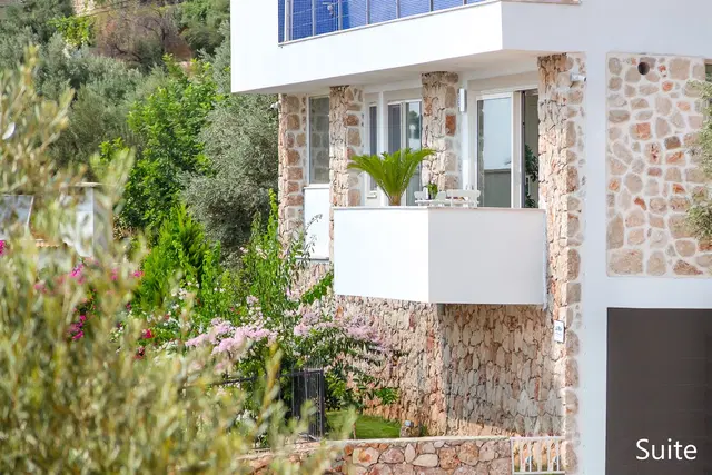 Kalkan’da ısıtmalı havuzlu kiralık villa, fotoğraf 2