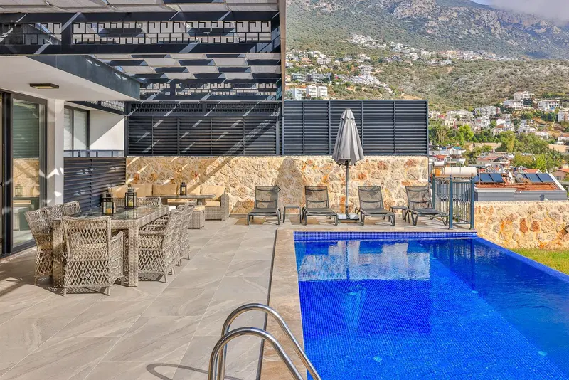 Kalkan’da bahçeli kiralık villa, fotoğraf 3