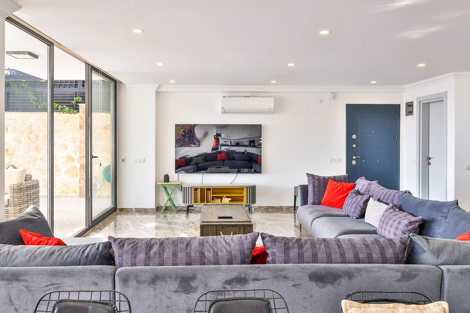 Kalkan’da Merkeze Yakın, Özel Havuzlu, 5 Yatak Odalı, Kiralık Villa