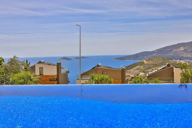 Kalkan’da jakuzili kiralık villa, fotoğraf 2