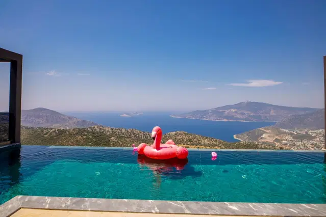 Kalkan’da ısıtmalı havuzlu kiralık villa, fotoğraf 2