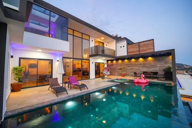 Kalkan’da jakuzili kiralık villa, fotoğraf 3