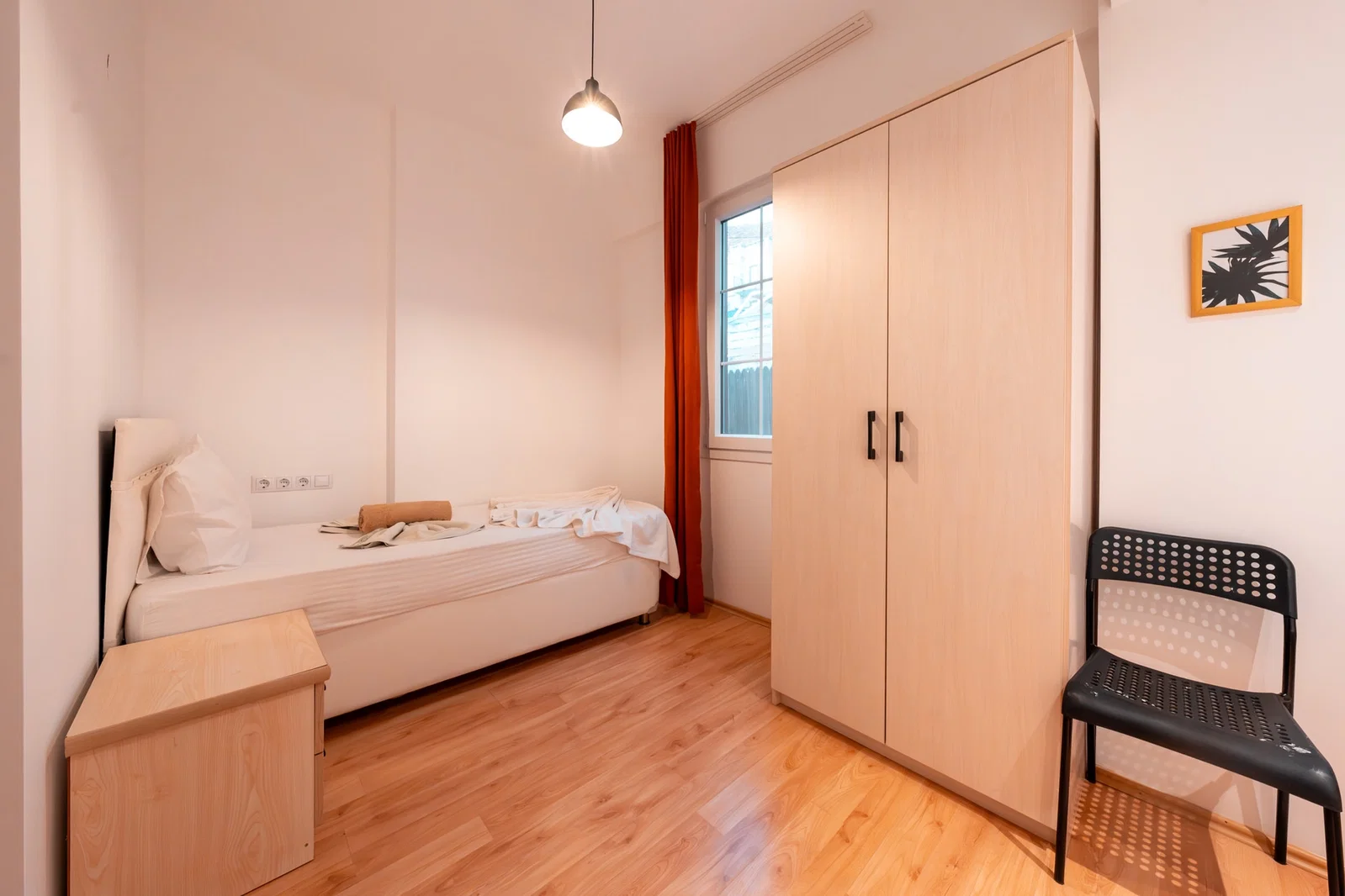 Kalkan’da Deniz Manzaralı, Korunaklı Havuzlu, 9 Kişilik, Ekonomik Villa