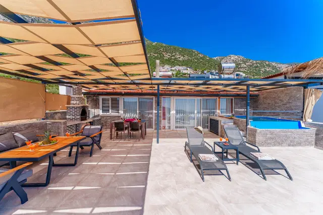 Kalkan’da deniz manzaralı kiralık villa, fotoğraf 3