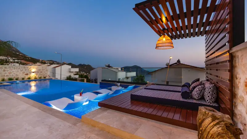 Kalkan’da merkeze yakın kiralık villa, fotoğraf 9