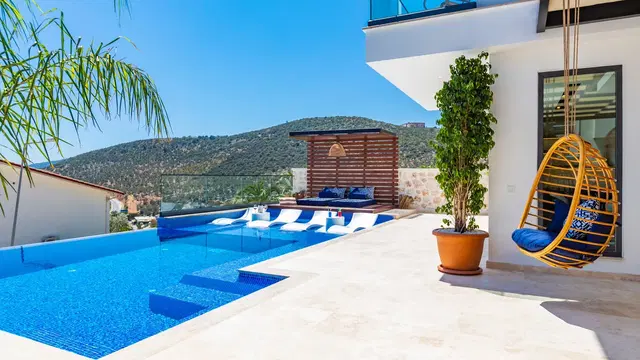 Kalkan’da deniz manzaralı kiralık villa, fotoğraf 4