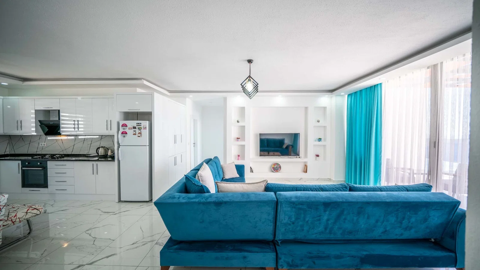 Kalkan’da Balayı Çiftlerine Uygun, Isıtmalı Havuzlu, 2 Yatak Odalı, Kiralık Villa