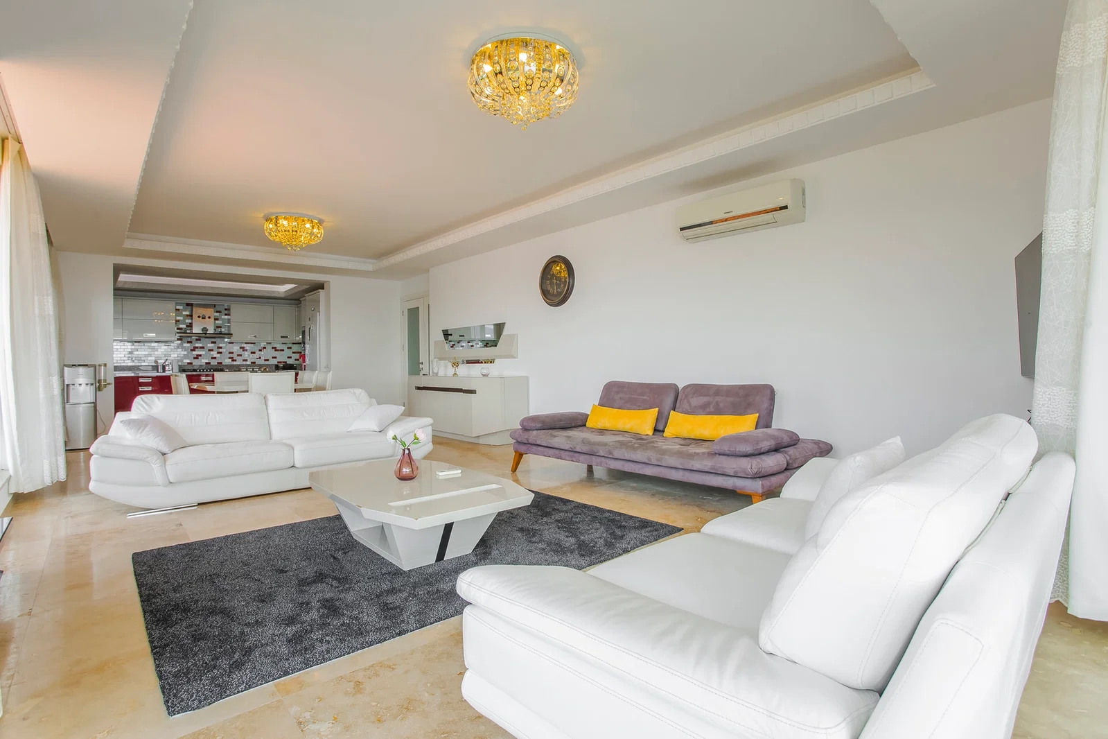 Kalkan’da Deniz Manzaralı, Isıtmalı Havuzlu, 5 Yatak Odalı, Lüks Villa