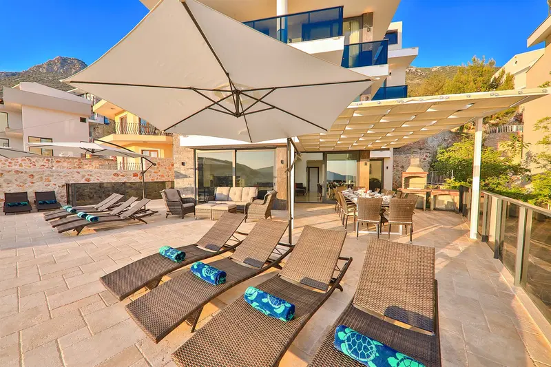 Kalkan’da deniz manzaralı kiralık villa, fotoğraf 2
