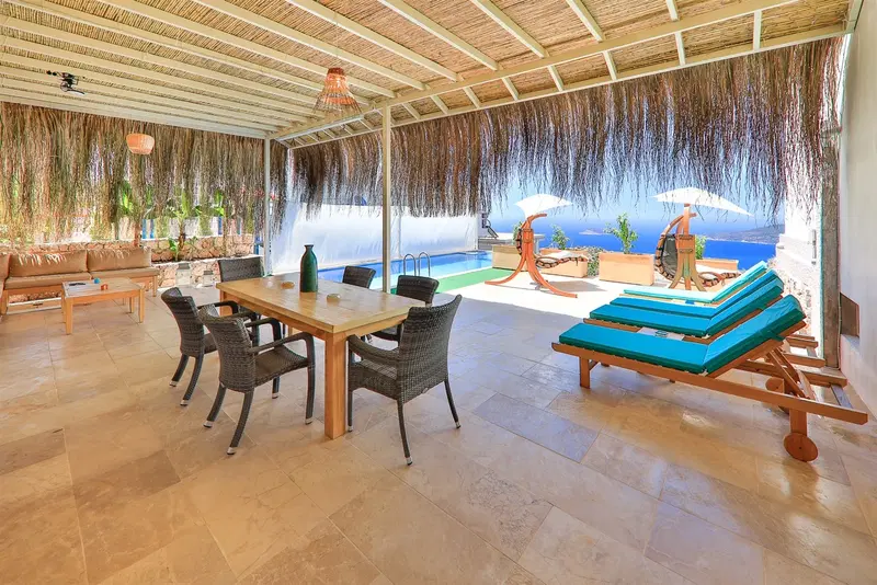 Kalkan’da deniz manzaralı kiralık villa, fotoğraf 3