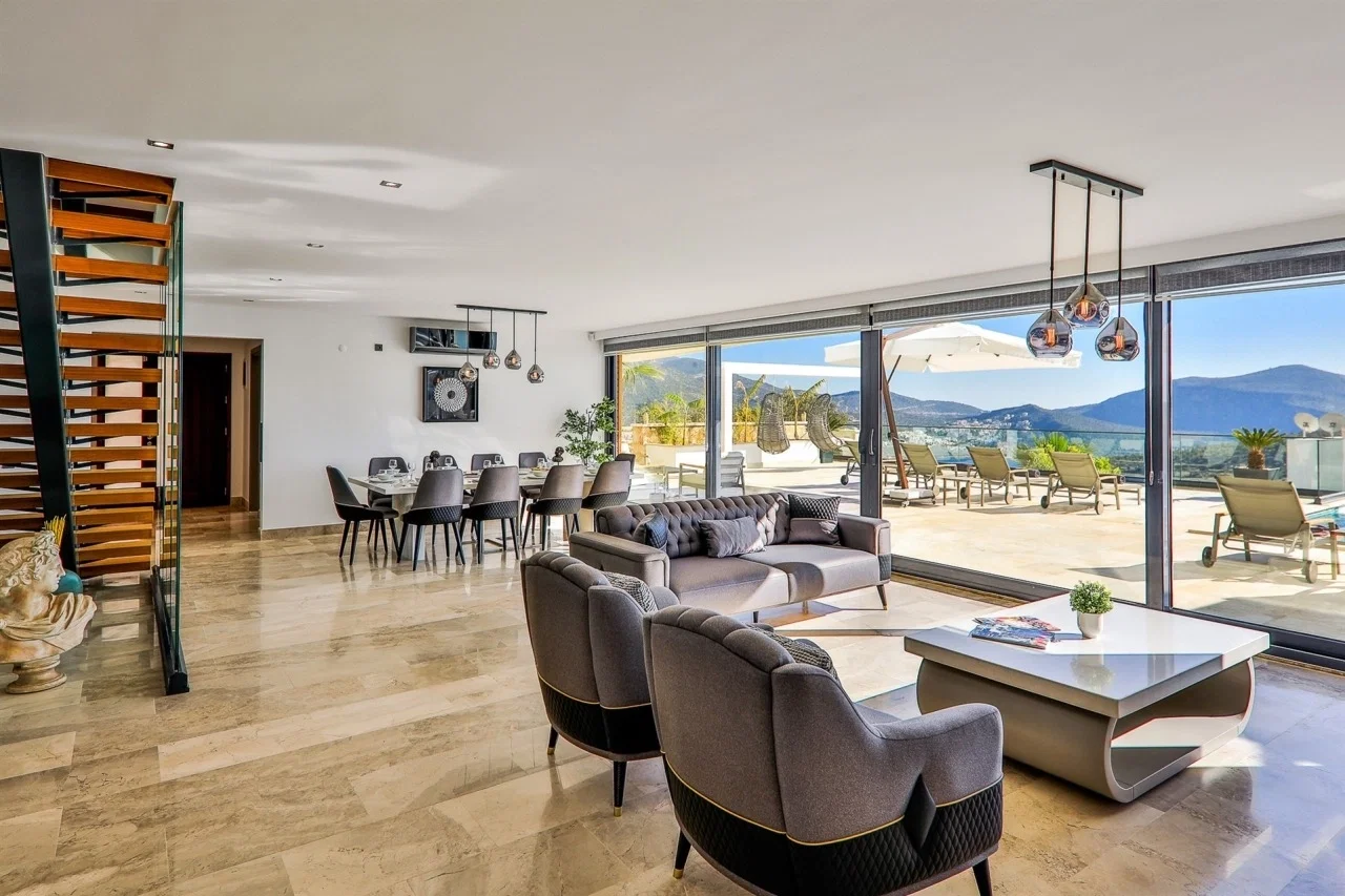 Kalkan’da Sakin Konumda, Isıtmalı Havuzlu, Jakuzili, Lüks Villa