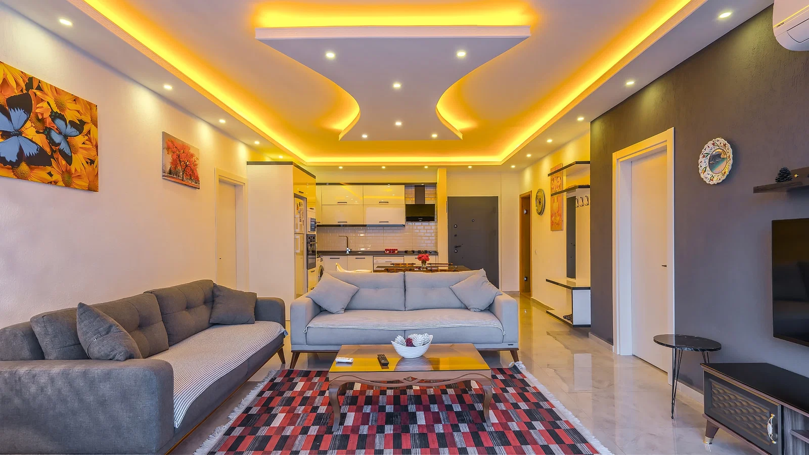 Kalkan’da Deniz Manzaralı, Korunaklı Havuzlu, 2 Yatak Odalı, Ekonomik Villa