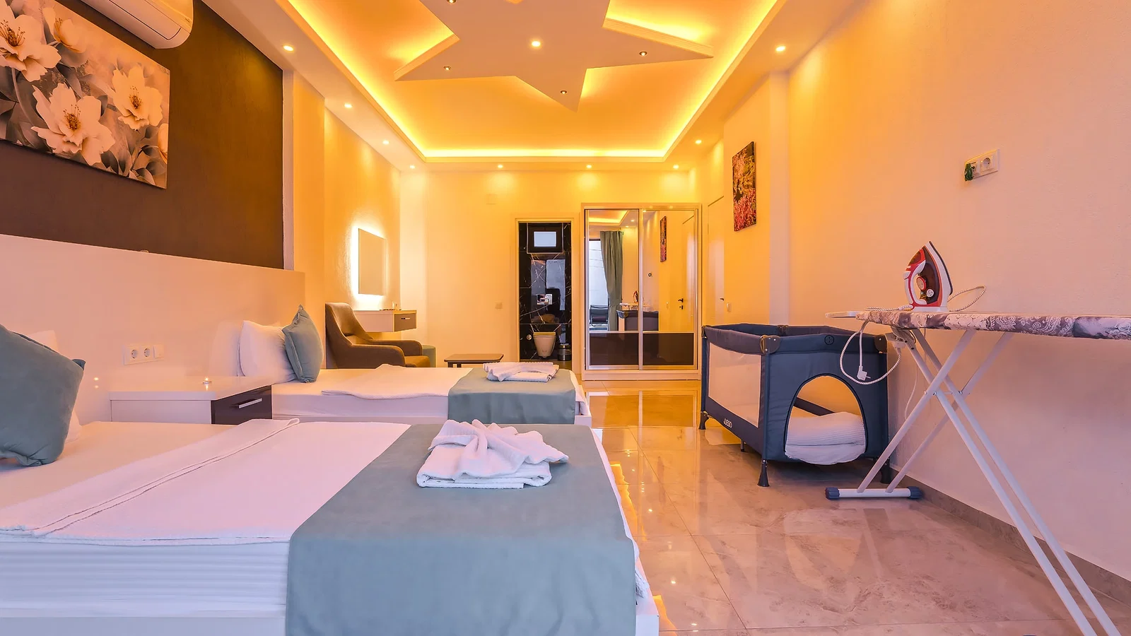 Kalkan’da Deniz Manzaralı, Korunaklı Havuzlu, 2 Yatak Odalı, Ekonomik Villa