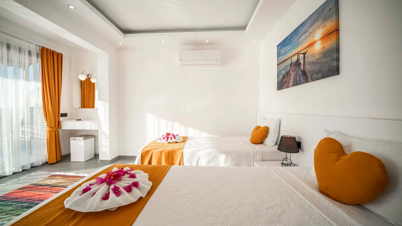 Kalkan’da Balayı Çiftlerine Uygun, Korunaklı Havuzlu, 2 Yatak Odalı, Ekonomik Villa