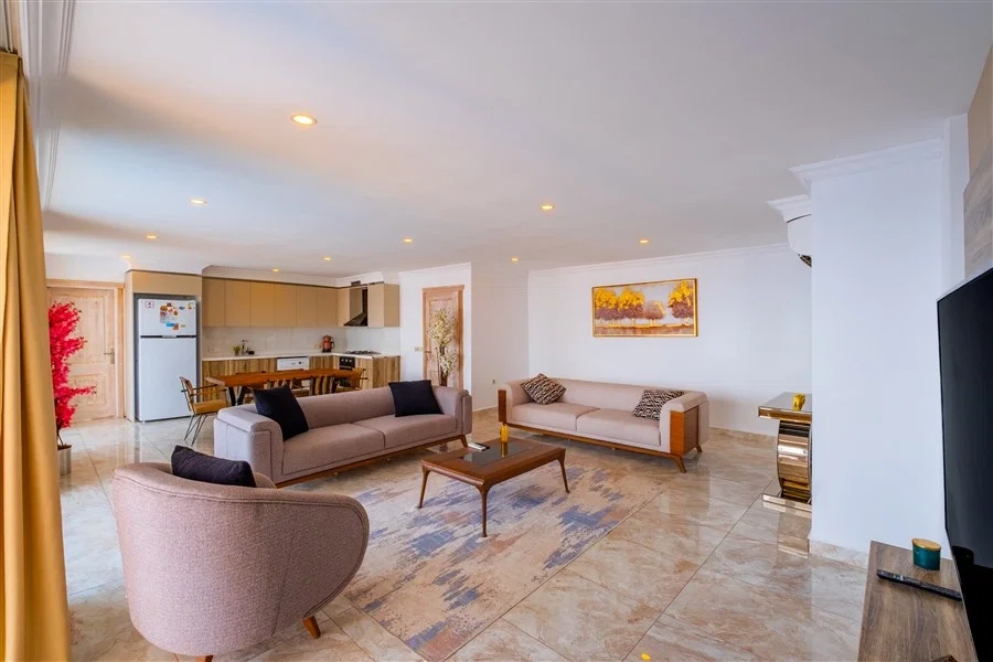 Kalkan’da Merkeze Yakın, Çocuk Havuzlu, 4 Yatak Odalı, Lüks Villa