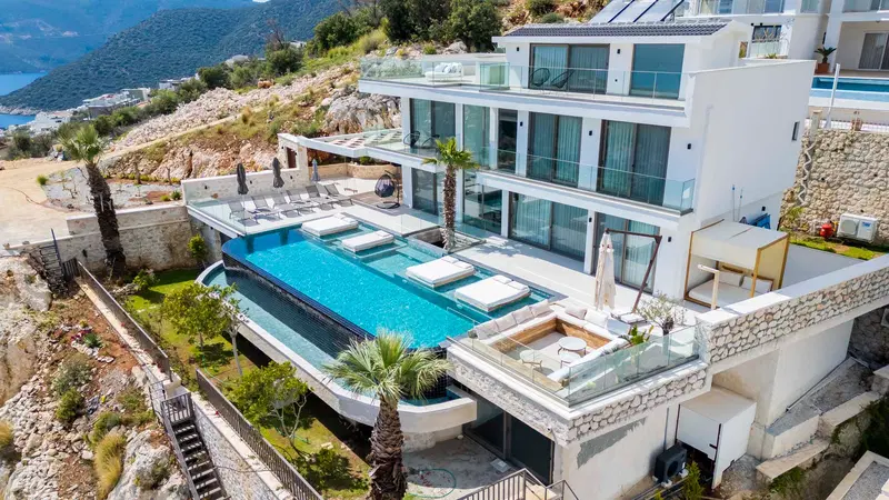 Kalkan’da jakuzili kiralık villa, fotoğraf 3