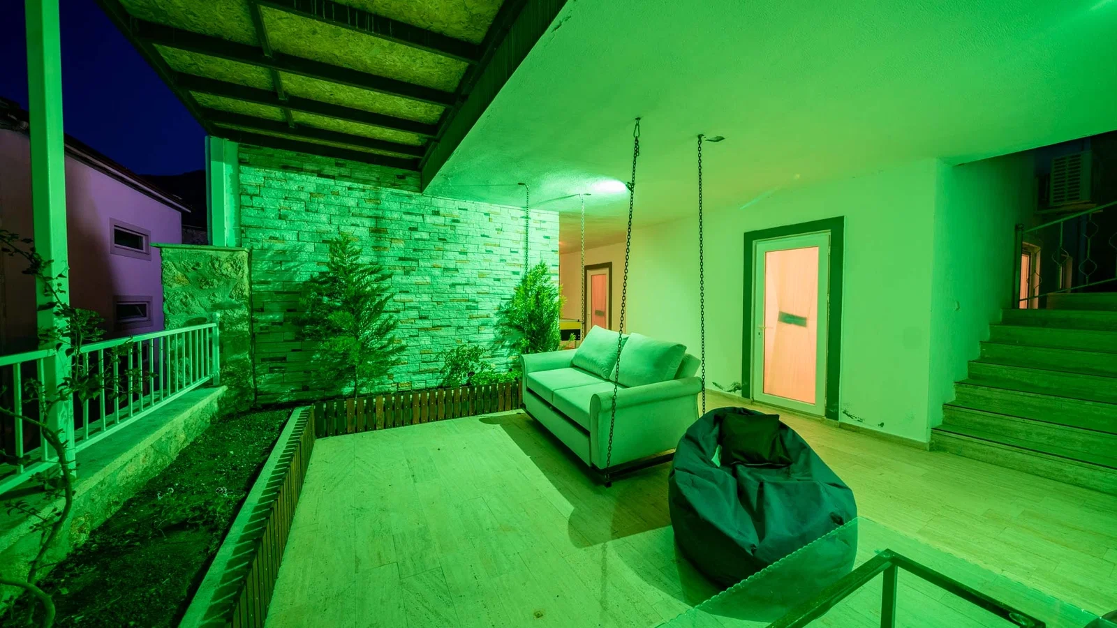 Kalkan’da Merkeze Yakın, Özel Havuzlu, 5 Yatak Odalı, Ekonomik Villa