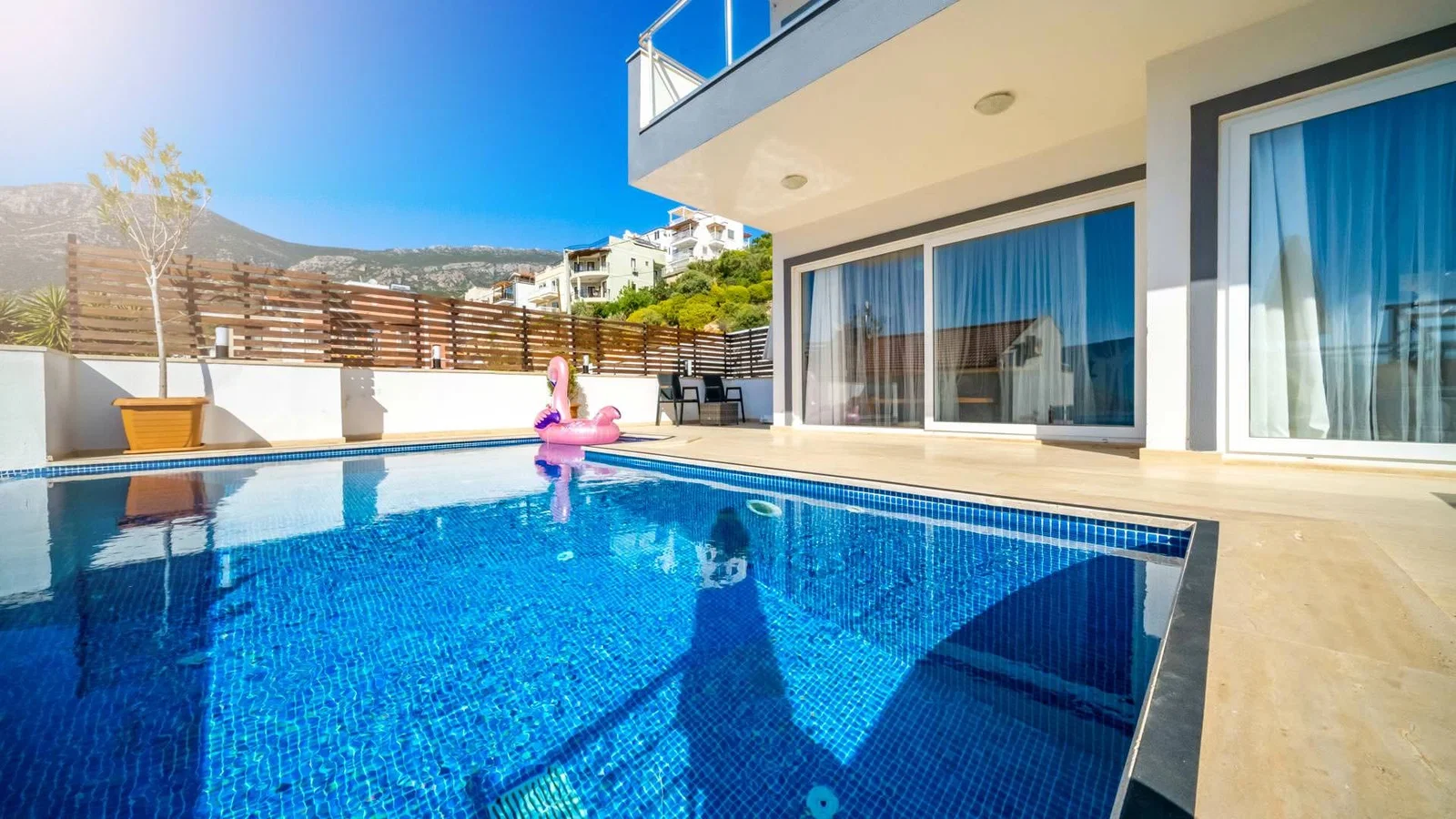 Kalkan’da Merkeze Yakın, Özel Havuzlu, 5 Yatak Odalı, Ekonomik Villa