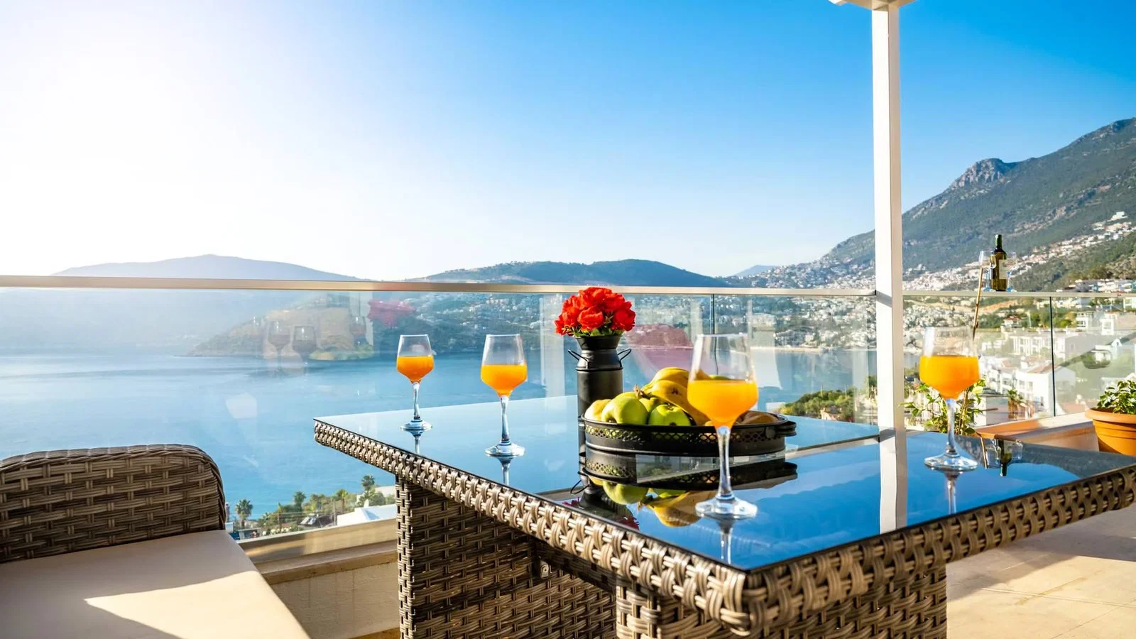 Kalkan’da Merkeze Yakın, Özel Havuzlu, 5 Yatak Odalı, Ekonomik Villa