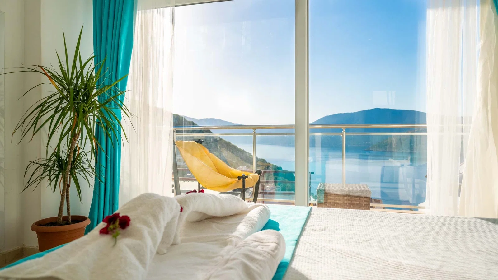 Kalkan’da Merkeze Yakın, Özel Havuzlu, 5 Yatak Odalı, Ekonomik Villa