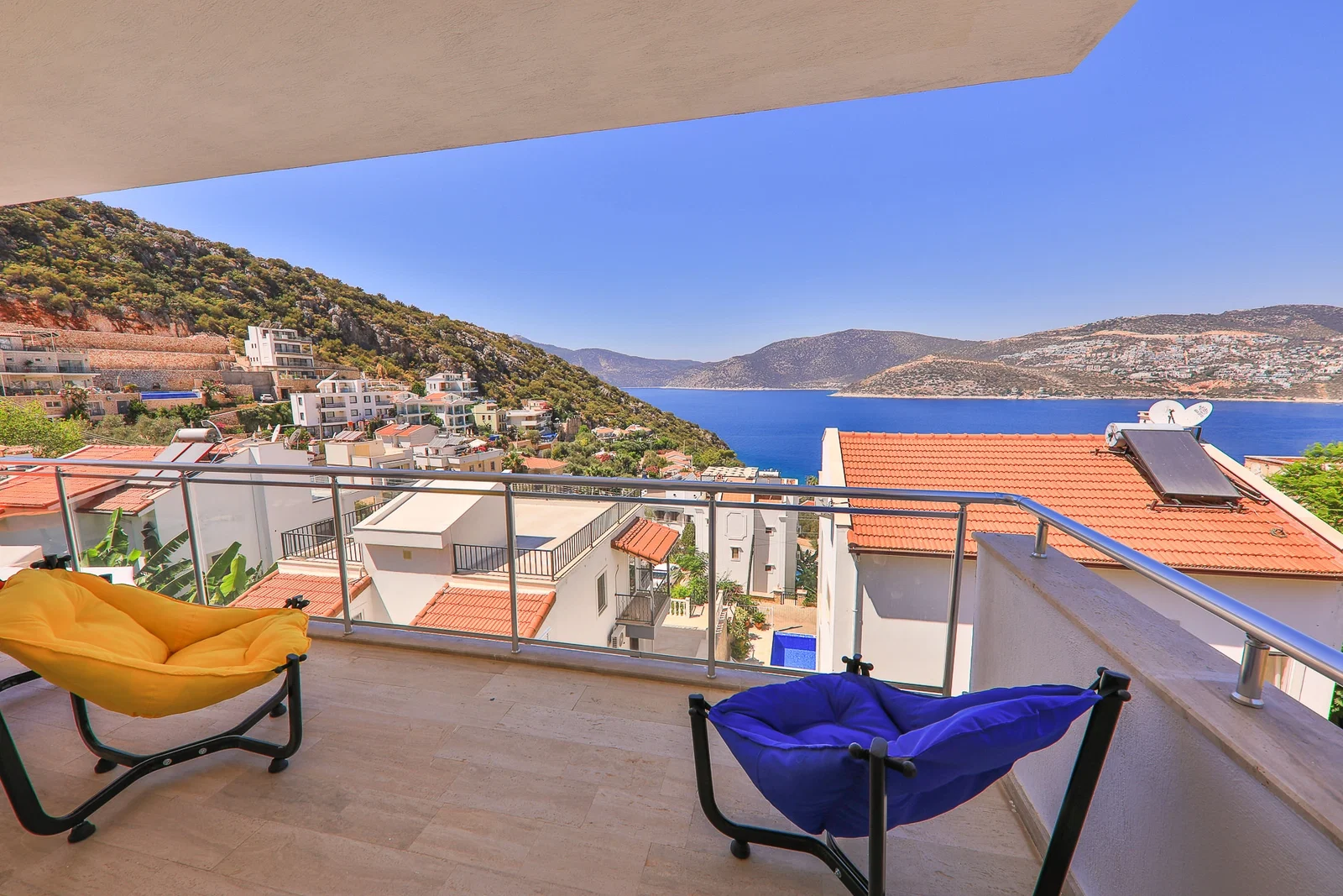 Kalkan’da Merkeze Yakın, Özel Havuzlu, 5 Yatak Odalı, Ekonomik Villa