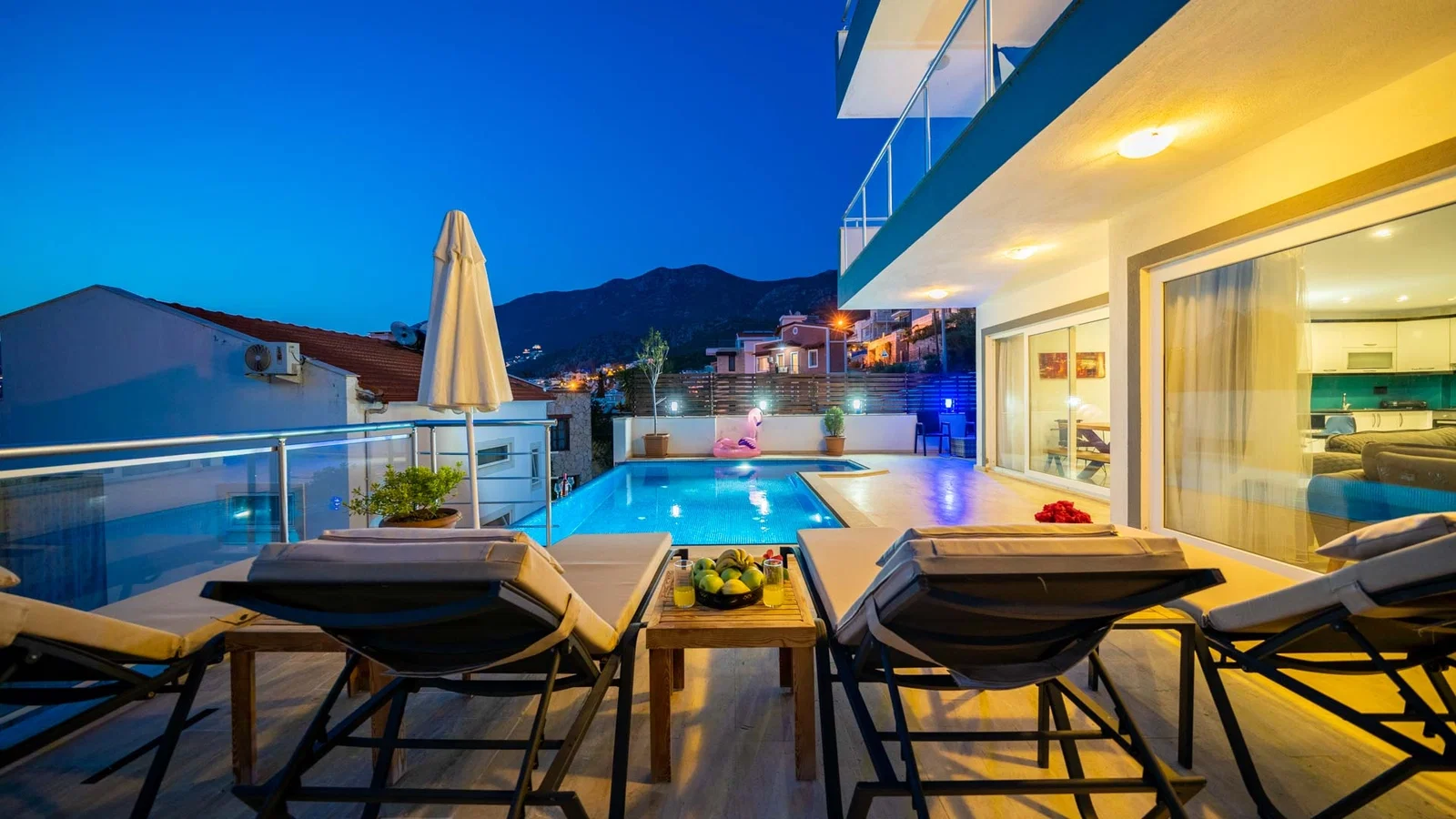 Kalkan’da Merkeze Yakın, Özel Havuzlu, 5 Yatak Odalı, Ekonomik Villa