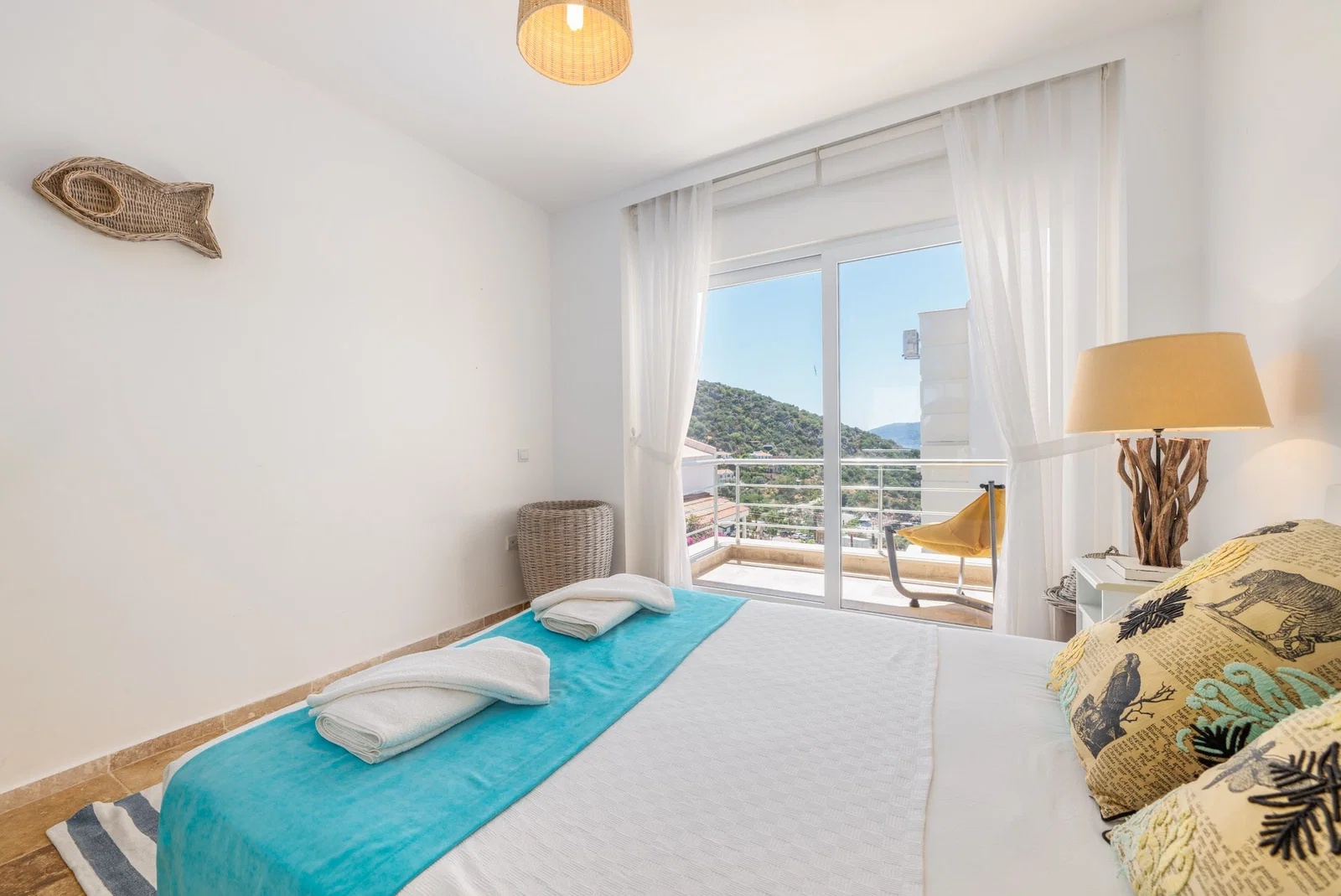 Kalkan’da Merkeze Yakın, Özel Havuzlu, 4 Yatak Odalı, Ekonomik Villa