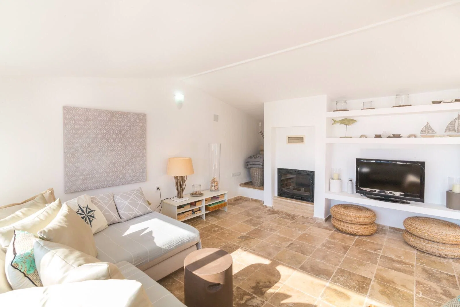 Kalkan’da Merkeze Yakın, Özel Havuzlu, 4 Yatak Odalı, Ekonomik Villa