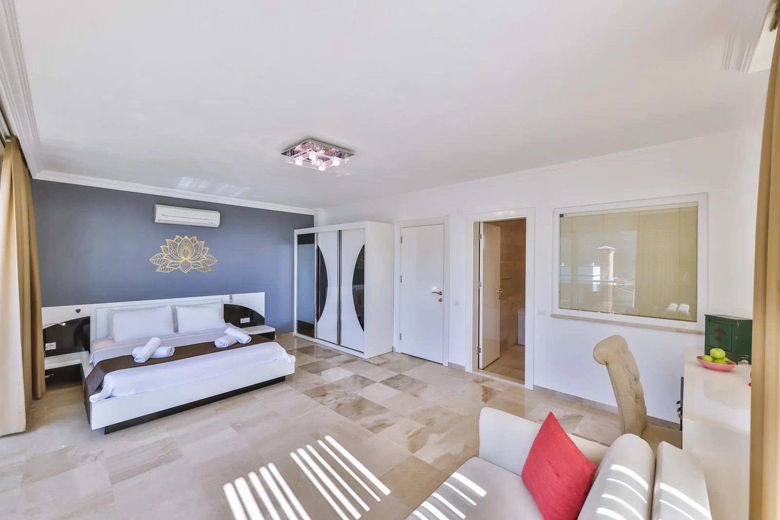 Kalkan’da Merkeze Yakın, Özel Havuzlu, 3 Yatak Odalı, Kiralık Villa