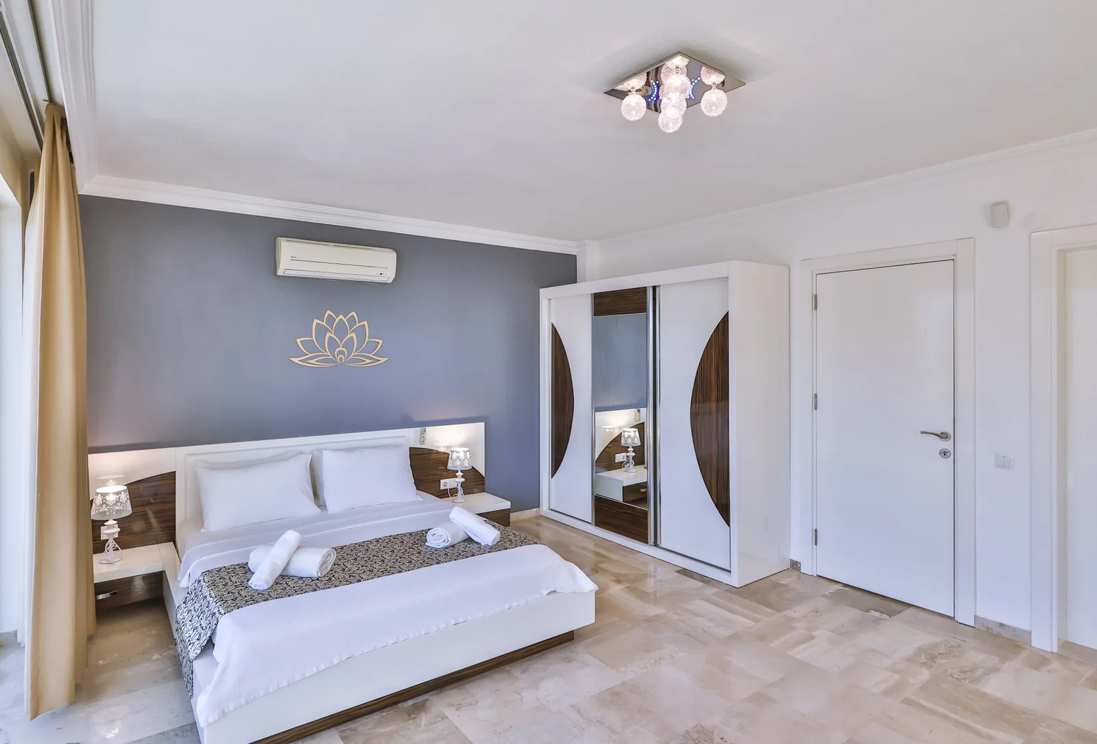 Kalkan’da Merkeze Yakın, Özel Havuzlu, 3 Yatak Odalı, Kiralık Villa