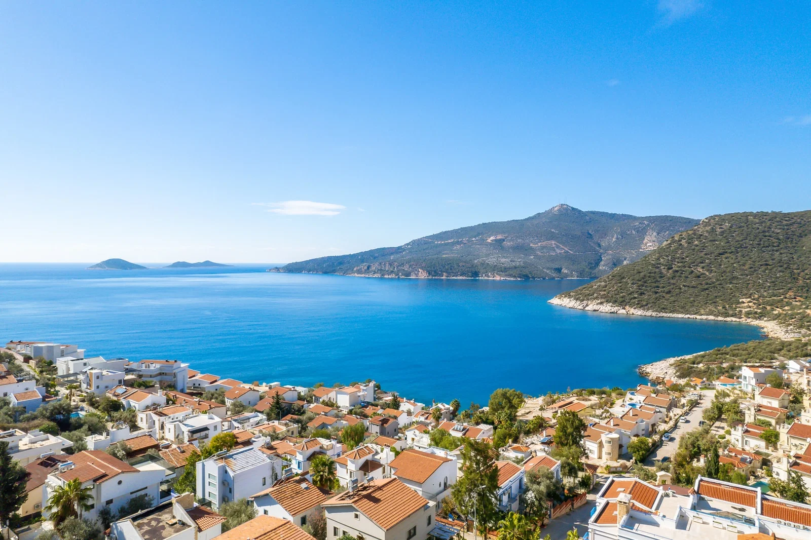 Kalkan’da Merkeze Yakın, Özel Havuzlu, 3 Yatak Odalı, Kiralık Villa