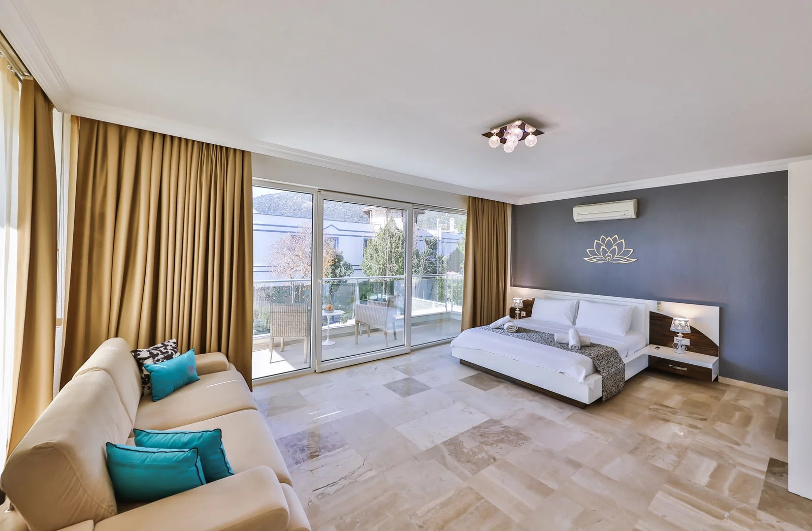 Kalkan’da Merkeze Yakın, Özel Havuzlu, 3 Yatak Odalı, Kiralık Villa