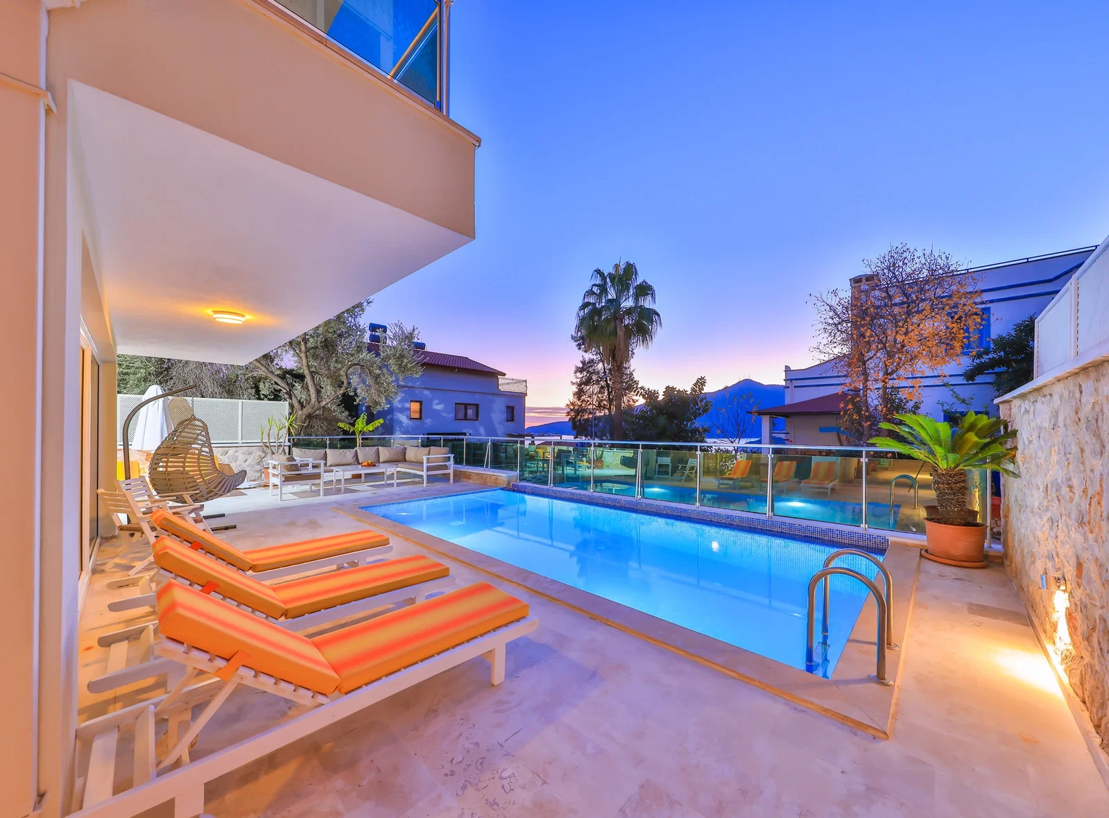 Kalkan’da Merkeze Yakın, Özel Havuzlu, 3 Yatak Odalı, Kiralık Villa