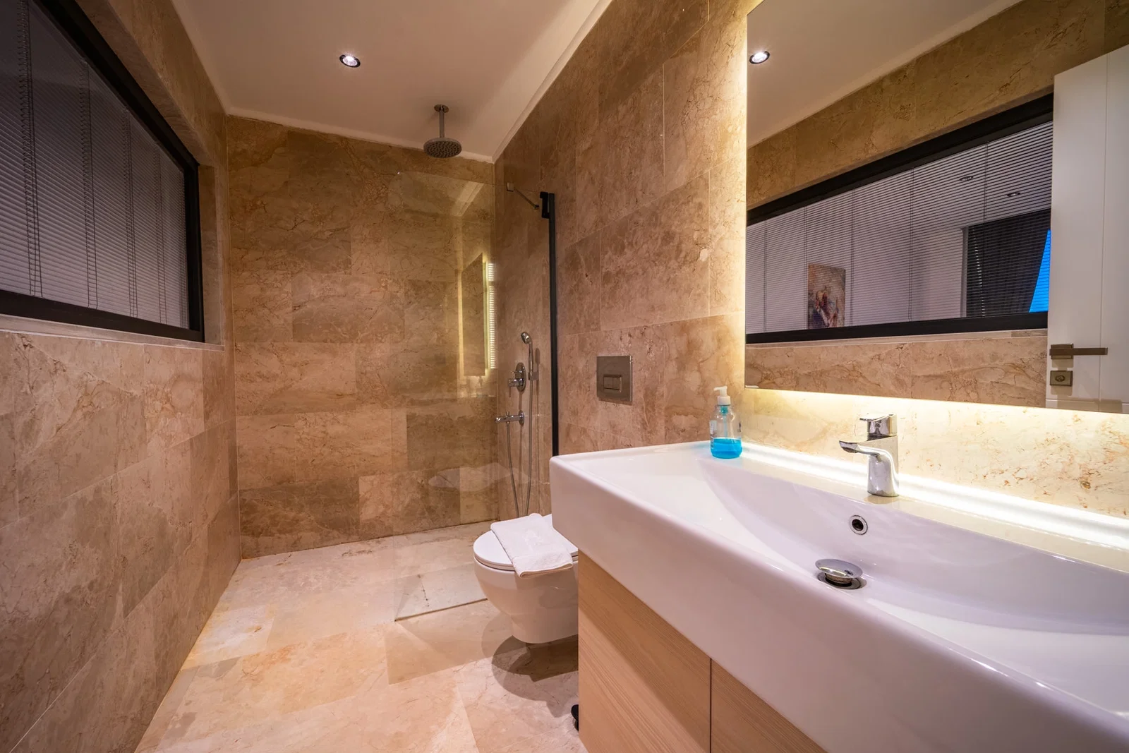 Kalkan’da Merkeze Yakın, Özel Havuzlu, 3 Yatak Odalı, Kiralık Villa