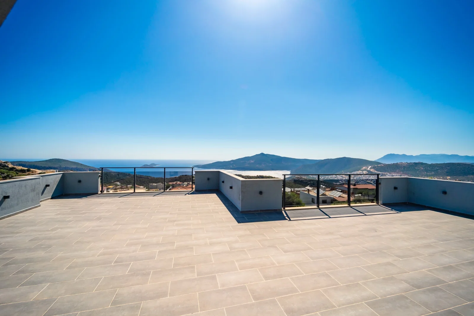 Kalkan’da Merkeze Yakın, Özel Havuzlu, 3 Yatak Odalı, Kiralık Villa