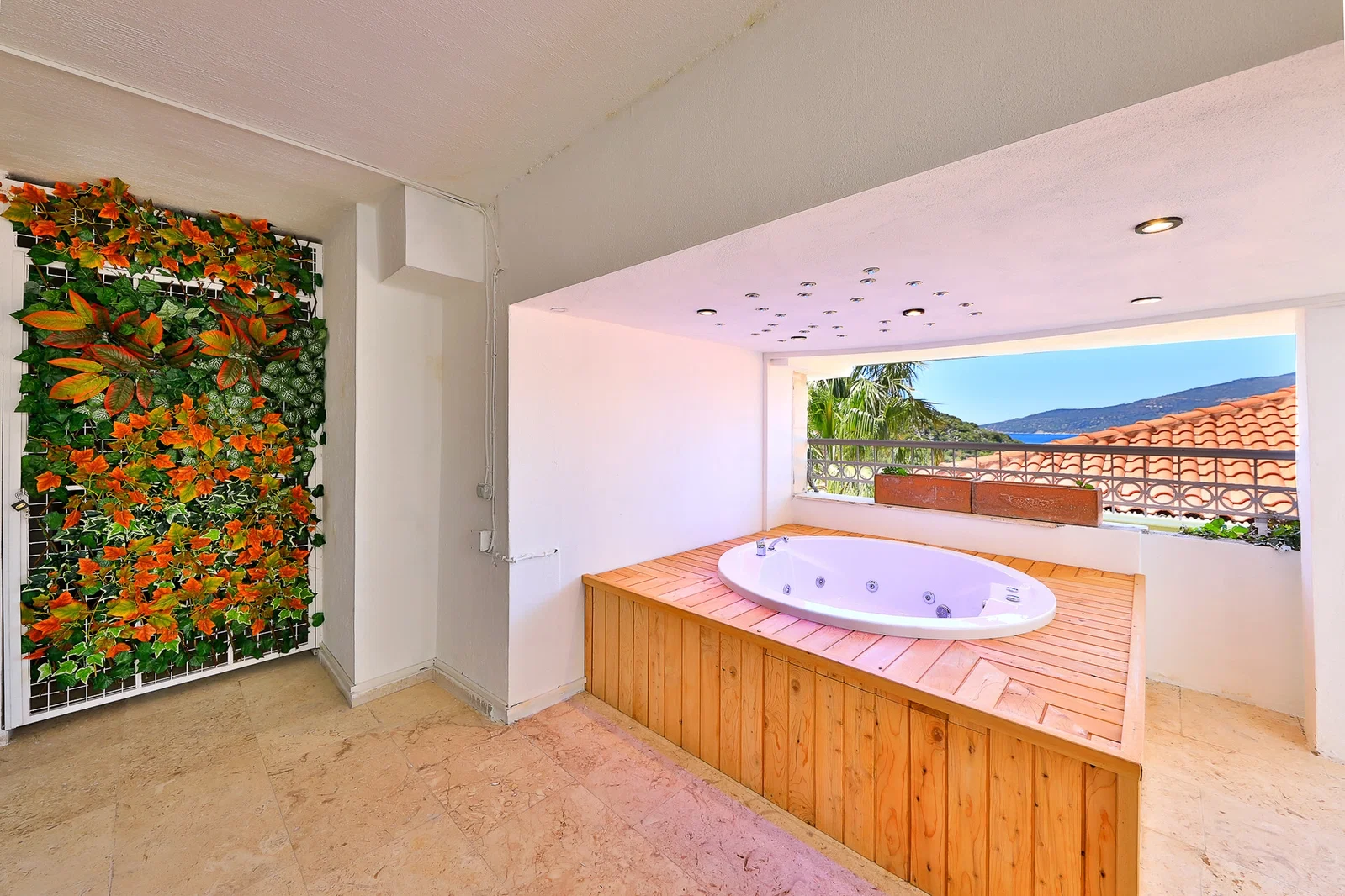 Kalkan’da Deniz Manzaralı, Özel Havuzlu, 4 Yatak Odalı, Lüks Villa