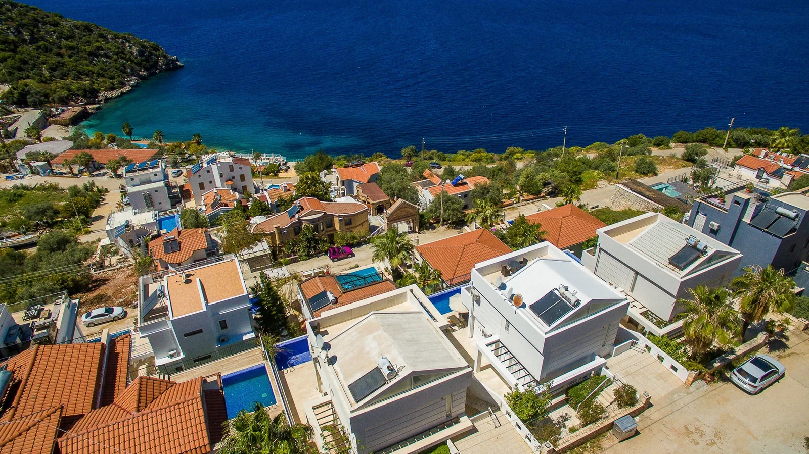 Kalkan’da Deniz Manzaralı, Özel Havuzlu, 4 Yatak Odalı, Lüks Villa