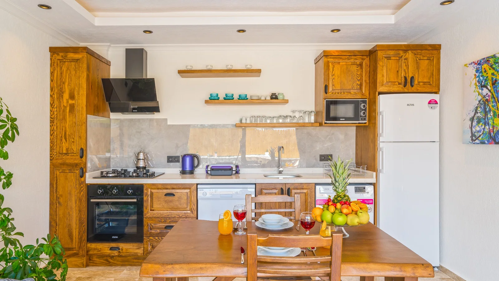 Kalkan’da Balayı Çiftlerine Uygun, Korunaklı Havuzlu, 2 Kişilik, Ekonomik Villa