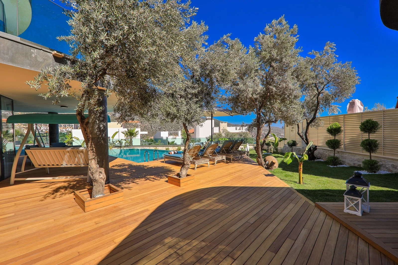 Kalkan’da Deniz Manzaralı, Özel Havuzlu, 4 Yatak Odalı, Lüks Villa