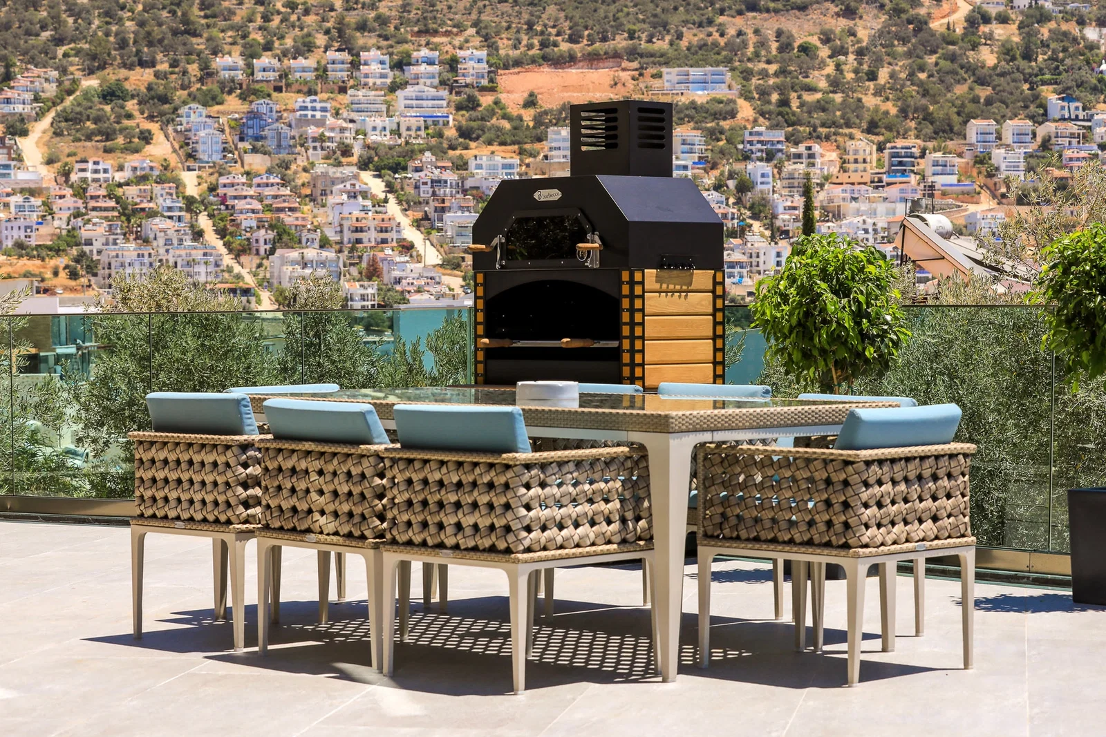 Kalkan’da Deniz Manzaralı, Özel Havuzlu, 4 Yatak Odalı, Lüks Villa