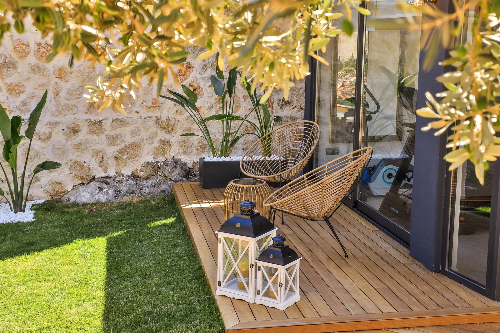 Kalkan’da Deniz Manzaralı, Özel Havuzlu, 4 Yatak Odalı, Lüks Villa