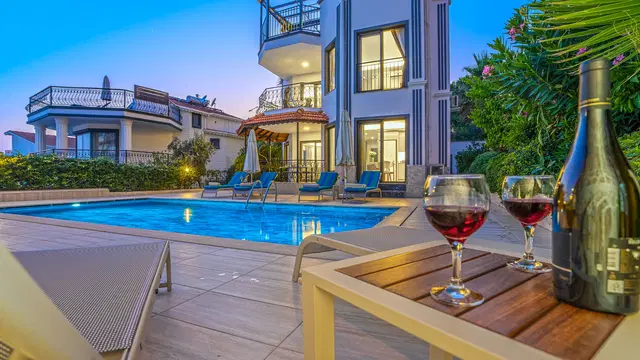 Kalkan’da merkeze yakın kiralık villa, fotoğraf 5
