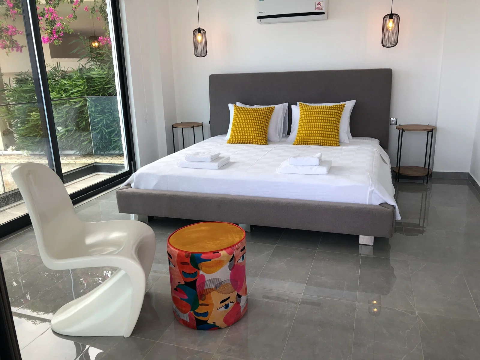 Kalkan’da Merkeze Yakın, Özel Havuzlu, 4 Yatak Odalı, Lüks Villa