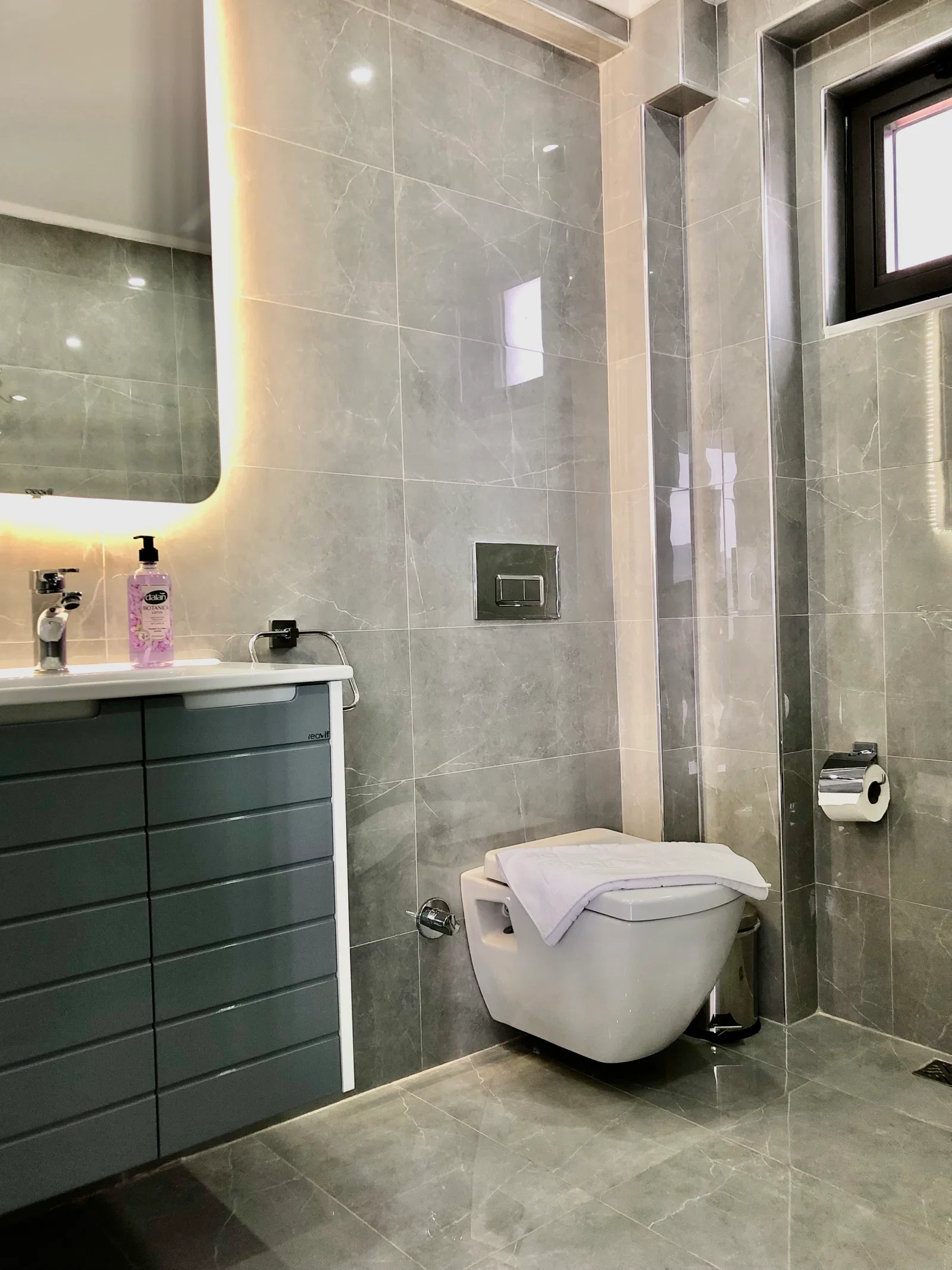 Kalkan’da Merkeze Yakın, Özel Havuzlu, 4 Yatak Odalı, Lüks Villa